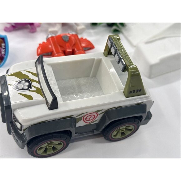 Paw Patrol Sea Rescue Pups Figures Vehicles Lot of 21 Extras Pup Pad Cards Toys - Picture 11 of 12